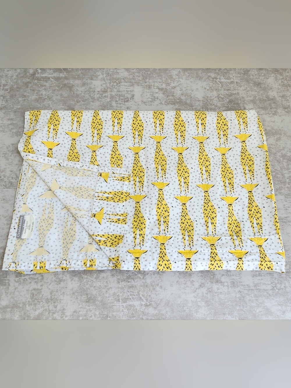 Crate and Barrel Kids Toddler Flat Sheet Yellow Giraffe Print